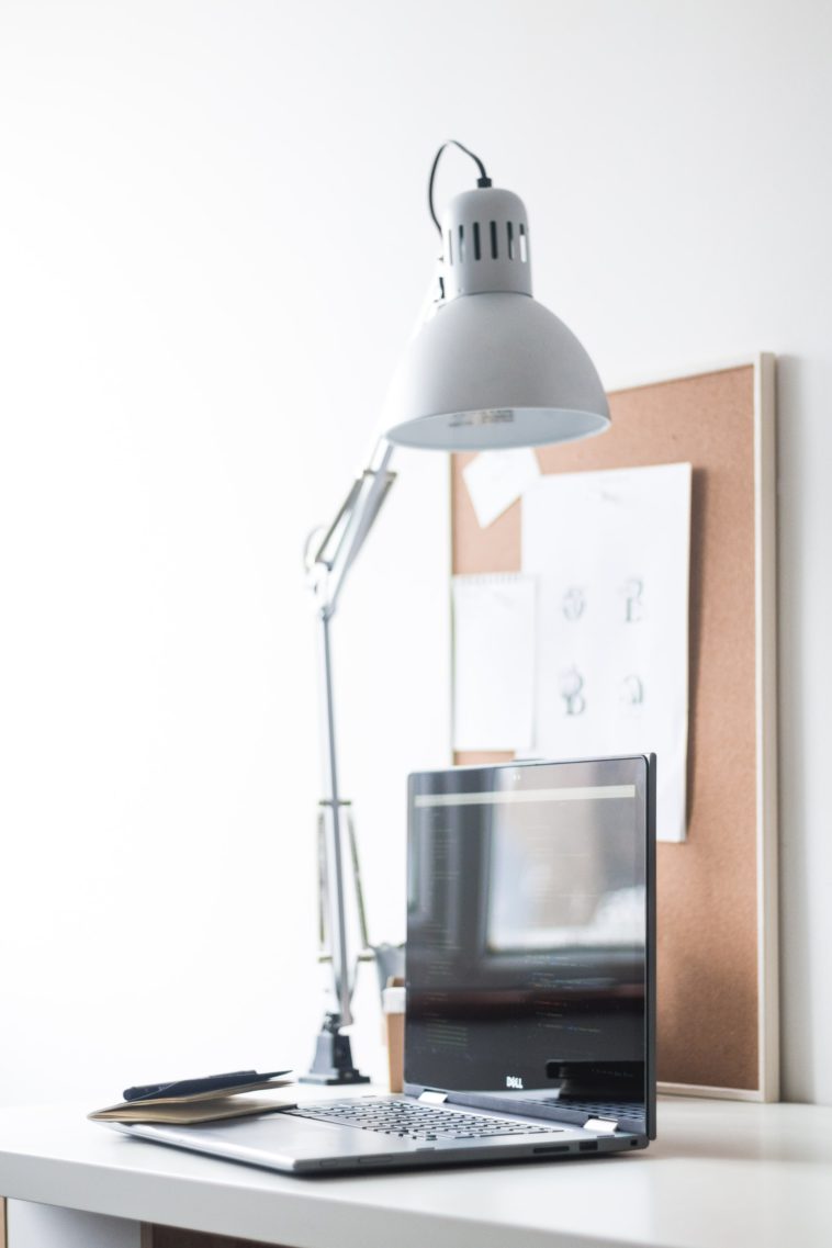 Natural Light Office Lamp